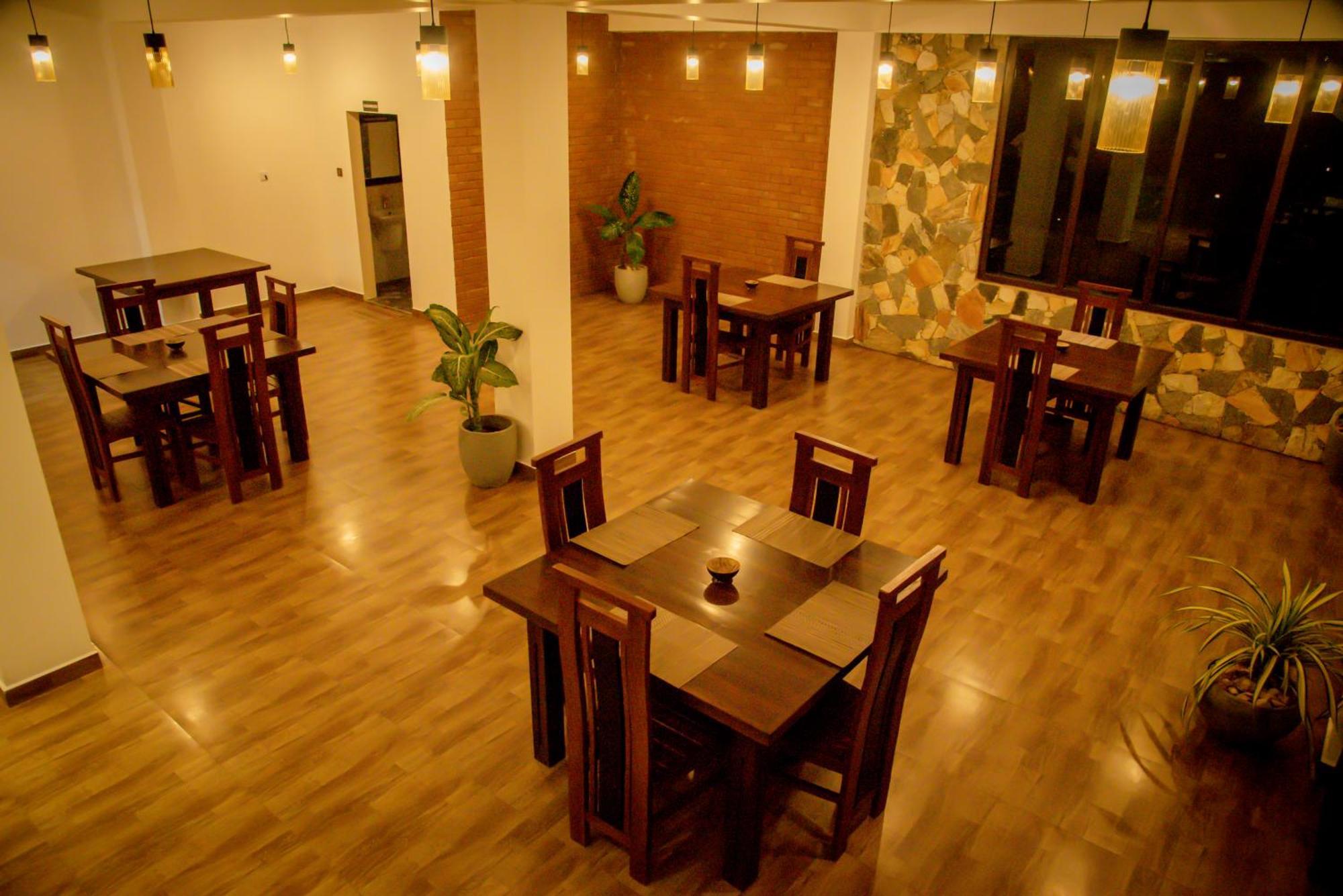 Ever Breeze Ella Hotel מראה חיצוני תמונה
